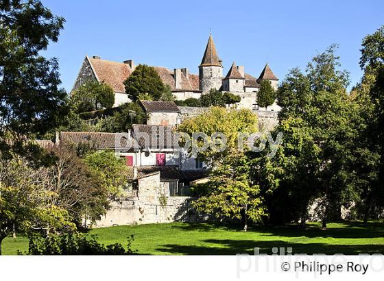 CHATEAU ET  VILLAGE  FORTIFIE DE LAUZUN, LOT-ET-GARONNE. (47F00736.jpg)