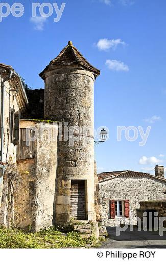 CHATEAU DU VILLAGE FORTIFIE DE POUDENAS ,PAYS D' ALBRET,  LOT ET GARONNE. (47F01003.jpg)