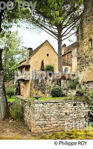 VILLAGE MEDIEVAL  DE SAUVETERRE-LA-LEMANCE,  HAUT QUERCY,  LOT-ET-GARONNE. (47F01028.jpg)