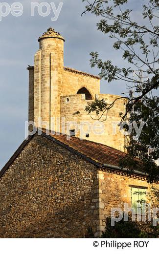 EGLISE FORTIFIEE, VILLAGE  DE SAINT-FRONT-SUR-LEMANCE,   LOT-ET-GARONNE. (47F01109.jpg)