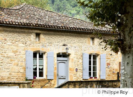 MAISON TRADITIONNELLE, VILLAGE  DE SAINT-FRONT-SUR-LEMANCE,   LOT-ET-GARONNE (47F01115.jpg)