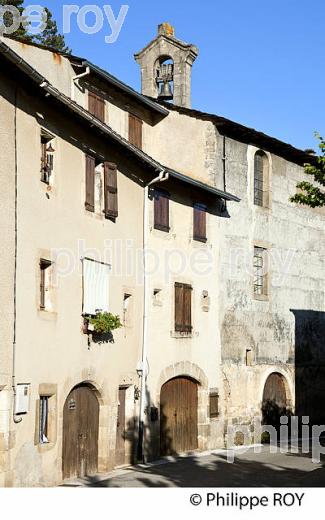 VILLAGE DE BARRE DES CEVENNES,  CORNICHE DES CEVENNES ,  VALLEE FRANCAISE, COMMUNE   BARRE DES CEVENNES, LOZERE. (48F00329.jpg)