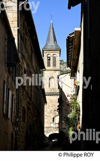 RUELLE ET CLOCHER DE L' EGLISE DE LA VILLE MEDIEVALE DE FLORAC , CORNICHE DES CEVENNES ,  CONFLUENCE DES VALLEES  DU TARN  ET TARNON  LOZERE. (48F00425.jpg)