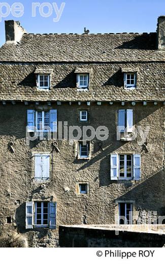 MAISON  TRADITIONNELLE DE LA  VIEILLE VILLE DE   MENDE, GEVAUDAN, LOZERE (48F01236.jpg)