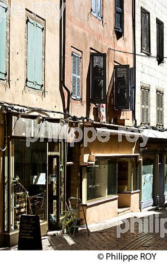 RUE DE LA   LIBERTE ,  VIEILLE VILLE DE   MENDE, GEVAUDAN, LOZERE. (48F01403.jpg)