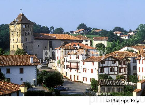 Espelette - Pays Basque, Pyrenees Atlantiques, Aquitaine (64F00511-ok.jpg)