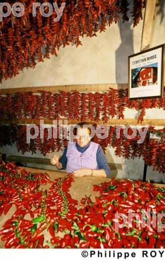 Le piment d' Espelette (64F01221.jpg)