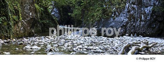 GORGES DE KAKUETTA, COMMUNE  DE SAINTE ENGRACE,   SOULE, PAYS BASQUE,  PYRENEES- ATLANTIQUE. (64F03939.jpg)
