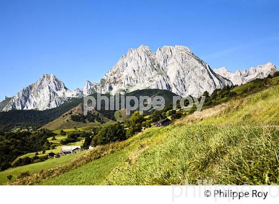 LE BILLARE, CIRQUE DE LESCUN,  VALLEE D' ASPE, BEARN, PYRENEES ATLANTIQUES. (64F04207.jpg)