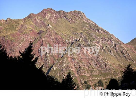 PIC DE GARBEDAILLE , ROUTE DU COL DU SOMPORT, VALLEE D' ASPE, BEARN, PYRENEES ATLANTIQUES. (64F04708.jpg)