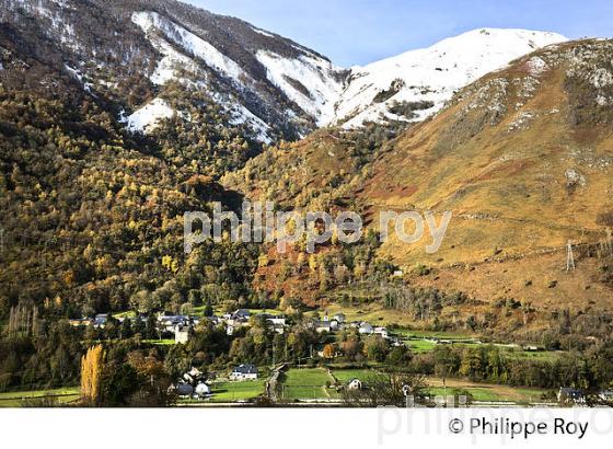 LE VILLAGE DE GERE BELESTEN, VALLEE D' OSSAU, BEARN, PYRENEES ATLANTIQUES. (64F05339.jpg)