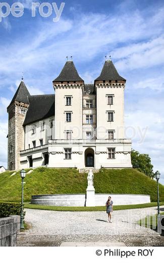 LE CHATEAU  DE PAU, VILLE DE  PAU, BEARN, PYRENEES ATLANTIQUES. (64F05731.jpg)