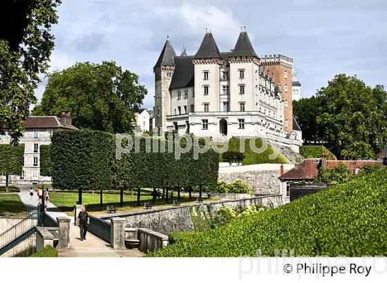 PARC DE BASSE PLANTE,  CHATEAU  DE PAU, VILLE DE  PAU, BEARN, PYRENEES ATLANTIQUES. (64F05803.jpg)