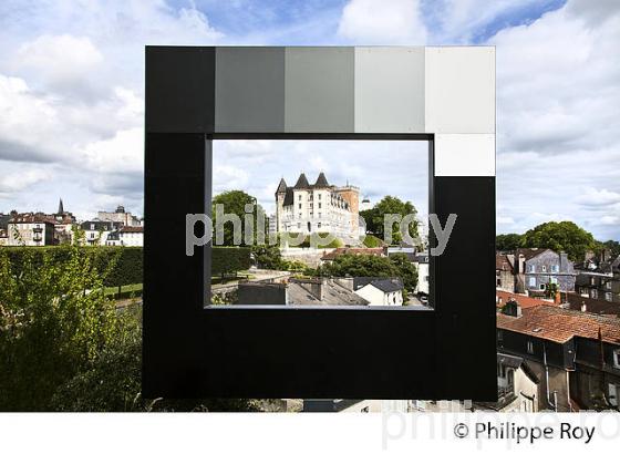 LE CHATEAU  DE PAU, VILLE DE  PAU, BEARN, PYRENEES ATLANTIQUES. (64F05804.jpg)