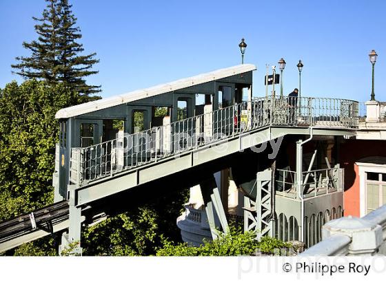 LE FUNICULAIRE,  BOULEVARD DES PYRENEES,  PAU, BEARN. (64F05907.jpg)