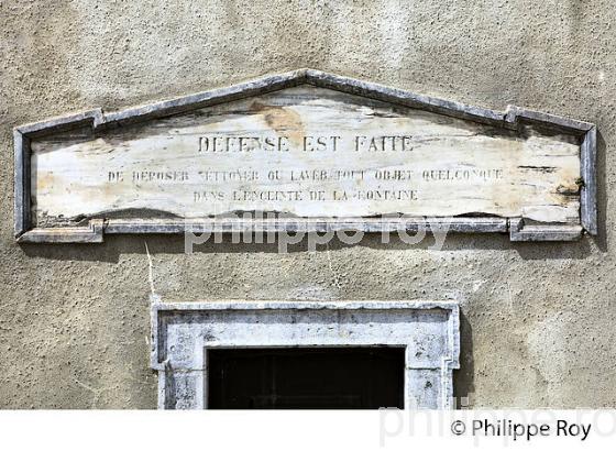 FONTAINE DU HEDAS, QUARTIER DU  HEDAS, PAU, BEARN, PYRENEES-ATLANTIQUES. (64F06129.jpg)