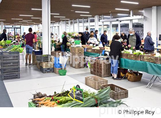 LES HALLES,  COMPLEXE DE LA REPUBLIQUE , PAU, BEARN, PYRENEES-ATLANTIQUES. (64F06222.jpg)