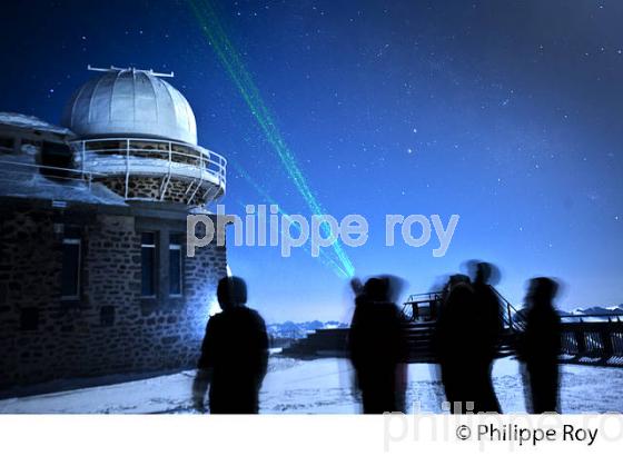 ANIMATION NOCTURNE A L' OBSERVATOIRE DU PIC DU MIDI DE BIGORRE, HAUTES PYRENEES. (65F01523.jpg)