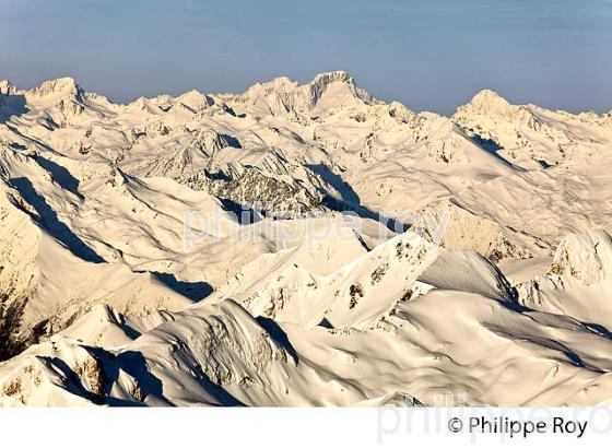 LES PYRENEES VUES DEPUIS L' OBSERVATOIRE DU PIC DU MIDI DE BIGORRE. (65F01628.jpg)