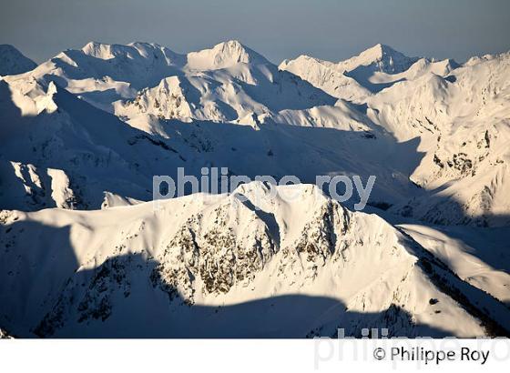 LES PYRENEES VUES DEPUIS L' OBSERVATOIRE DU PIC DU MIDI DE BIGORRE. (65F01629.jpg)