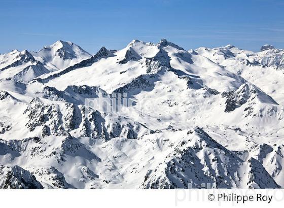 LA CHAINE DES PYRENEES ,  DEPUIS L' OBSERVATOIRE DU PIC DU MIDI DE BIGORRE. (65F01633.jpg)