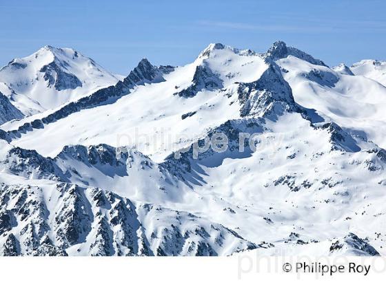 LA CHAINE DES PYRENEES ,  DEPUIS L' OBSERVATOIRE DU PIC DU MIDI DE BIGORRE. (65F01634.jpg)