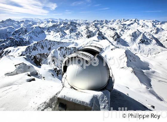 COUPOLE DE L' OBSERVATOIRE DU PIC DU MIDI DE BIGORRE, HAUTES PYRENEES. (65F01818.jpg)