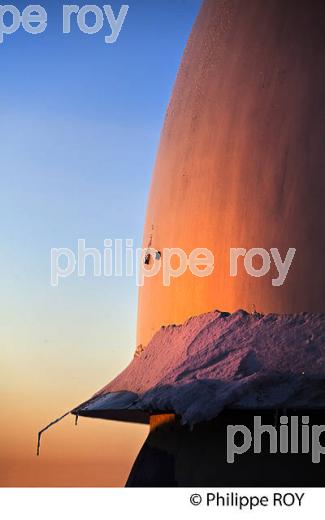 COUPOLE DE L' OBSERVATOIRE DU PIC DU MIDI DE BIGORRE, HAUTES PYRENEES. (65F01823.jpg)