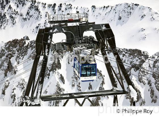TELEPHERIQUE DU PIC DU MIDI DE BIGORRE, HAUTES PYRENEES. (65F01828.jpg)