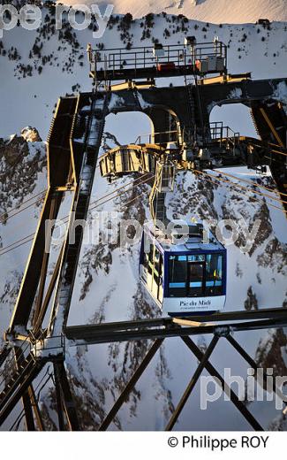 TELEPHERIQUE DU PIC DU MIDI DE BIGORRE, HAUTES PYRENEES. (65F01830.jpg)