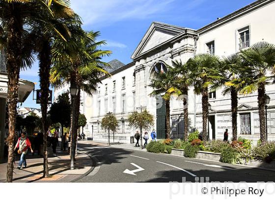 PALAIS DE JUSTICE, VILLE DE  TARBES, BIGORRE, HAUTES-PYRENEES. (65F02104.jpg)