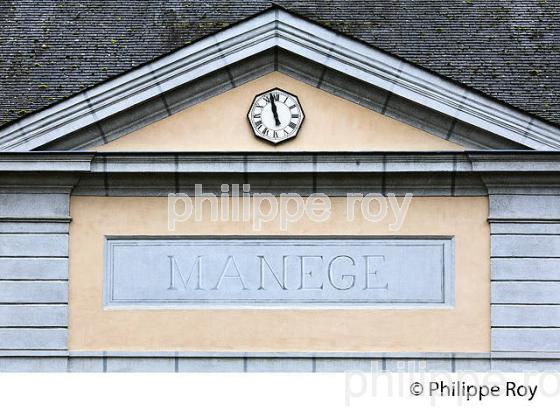 FRONTON DU MANEGE,  HARAS NATIONAUX, TARBES, BIGORRE, HAUTES-PYRENEES. (65F02216.jpg)