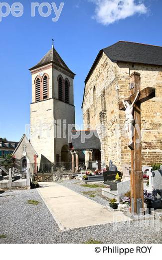 EGLISE ROMANE,  VILLAGE DE BENAC,  VALLEE DE L' ECHEZ,   BIGORRE. (65F03036.jpg)