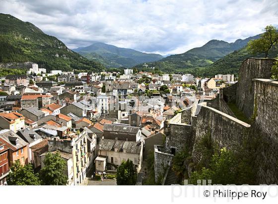 LE CHATEAU MEDIEVAL , MUSEE PYRENEEN,   VILLE DE  LOURDES, BIGORRE, HAUTES-PYRENEES. (65F03309.jpg)