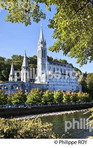 SANCTUAIRE NOTRE DAME DE LOURDES, VILLE DE LOURDES, BIGORRE, HAUTES-PYRENEES. (65F03333.jpg)