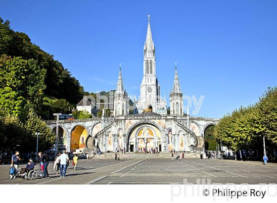 SANCTUAIRE NOTRE DAME DE LOURDES, VILLE DE LOURDES, BIGORRE, HAUTES-PYRENEES. (65F03404.jpg)