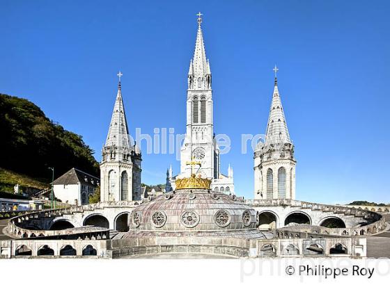 SANCTUAIRE NOTRE DAME DE LOURDES, VILLE DE LOURDES, BIGORRE, HAUTES-PYRENEES. (65F03405.jpg)