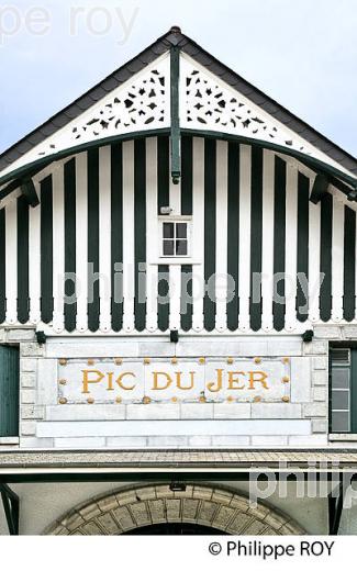 FUNICULAIRE DU PIC DU JER,  VILLE DE  LOURDES, BIGORRE, HAUTES-PYRENEES. (65F03521.jpg)