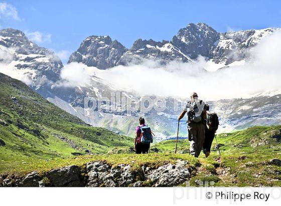 RANDONNEE PEDESTRE, CIRQUE  D' ESTAUBE, PAYS TOY, HAUTES-PYRENEES. (65F04312.jpg)