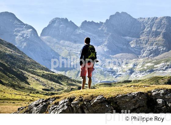 RANDONNEE PEDESTRE, CIRQUE  D' ESTAUBE, PAYS TOY, HAUTES-PYRENEES. (65F04314.jpg)