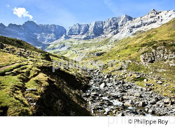 RANDONNEE PEDESTRE, CIRQUE  D' ESTAUBE, PAYS TOY, HAUTES-PYRENEES. (65F04327.jpg)