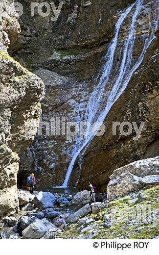 RANDONNEE PEDESTRE, CIRQUE  D' ESTAUBE, PAYS TOY, HAUTES-PYRENEES. (65F04333.jpg)