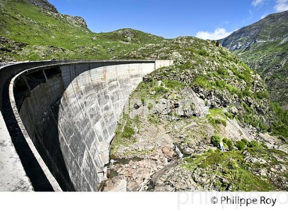 RANDONNEE PEDESTRE, CIRQUE  D' ESTAUBE, PAYS TOY, HAUTES-PYRENEES. (65F04411.jpg)