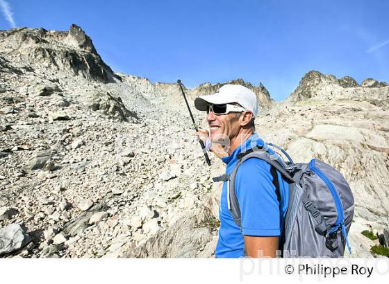 PASCAL PELLAREY, GUIDE HAUTE MONTAGNE, SAINT-LARY ,HAUTES-PYRENEES. (65F04627.jpg)