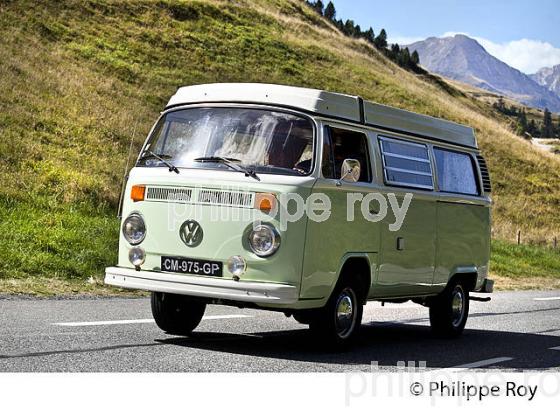 COMBI VW , AU COL DE PEYRESOURDE, VALLEE DU LOURON, HAUTES-PYRENEES. (65F06503.jpg)