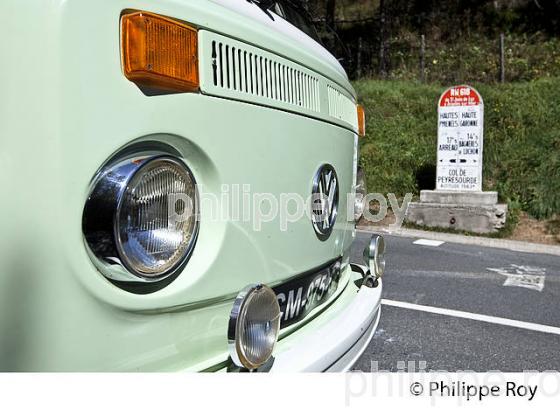 COMBI VW , AU COL DE PEYRESOURDE, VALLEE DU LOURON, HAUTES-PYRENEES. (65F06506.jpg)