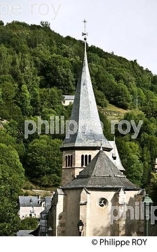 LE VILLAGE D' ARREAU,  VALLEE D' AURE, HAUTES-PYRENEES. (65F06539.jpg)