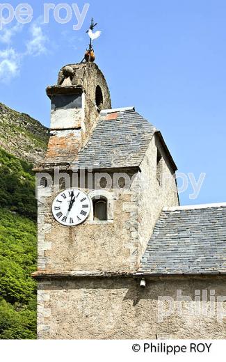 LE VILLAGE PERCHE DE TRAMEZAIGUES, EN ETE,  VALLEE D' AURE, HAUTES-PYRENEES. (65F07128.jpg)