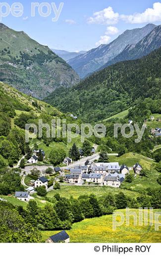 ARAGNOUET, VILLAGE DE MONTAGNE, VALLEE D' AURE, HAUTES-PYRENEES (65F07201.jpg)