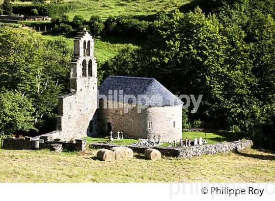 CHAPELLE DES TEMPLIERS, ARAGNOUET, VALLEE D' AURE, HAUTES-PYRENEES (65F07211.jpg)